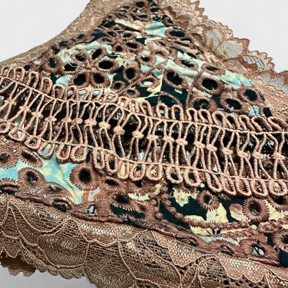 Free People Intimately Emma Soft Bra Women’s Medium Brown Embroidered Lace NWT - Picture 9 of 16